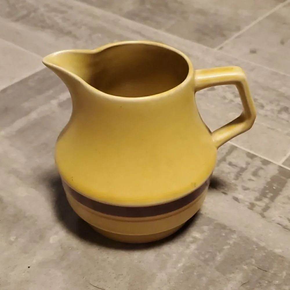 GUC Golden Independence Stoneware Creamer